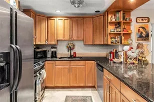 2162 NE 65th St, Fort Lauderdale, FL 33308 - Photo 11