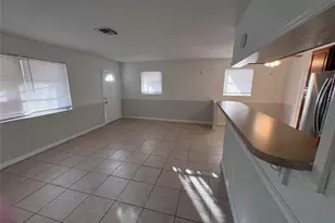 301 SE 21st Ave, Boynton Beach, FL 33435 - Photo 7