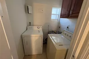 301 SE 21st Ave, Boynton Beach, FL 33435 - Photo 5