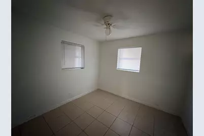 301 SE 21st Avenue, Boynton Beach, FL 33435 - Photo 9