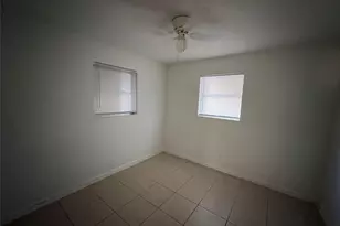 301 SE 21st Ave, Boynton Beach, FL 33435 - Photo 9