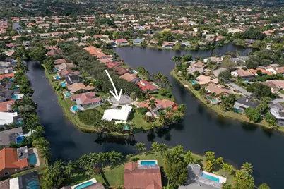 9800 NW 10th Court, Plantation, FL 33322 - Photo 21