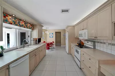 9800 NW 10th Court, Plantation, FL 33322 - Photo 41