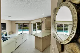 9800 NW 10th Ct, Plantation, FL 33322 - Photo 73