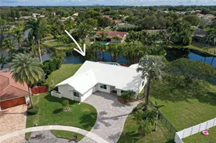 9800 NW 10th Ct, Plantation, FL 33322 - Photo 9