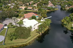 9800 NW 10th Ct, Plantation, FL 33322 - Photo 13