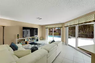 9800 NW 10th Ct, Plantation, FL 33322 - Photo 75