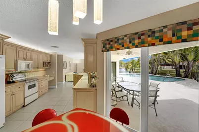 9800 NW 10th Court, Plantation, FL 33322 - Photo 37