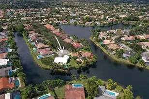 9800 NW 10th Ct, Plantation, FL 33322 - Photo 21