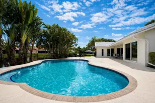 9800 NW 10th Ct, Plantation, FL 33322 - Photo 3