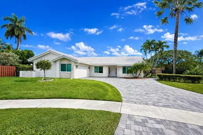 9800 NW 10th Court, Plantation, FL 33322 - Photo 1
