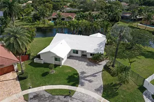 9800 NW 10th Ct, Plantation, FL 33322 - Photo 19