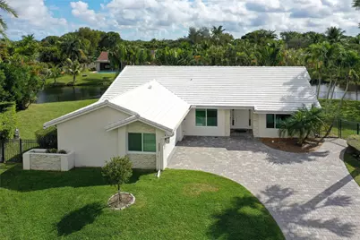 9800 NW 10th Court, Plantation, FL 33322 - Photo 25