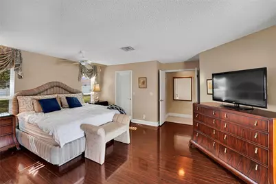 9800 NW 10th Court, Plantation, FL 33322 - Photo 43