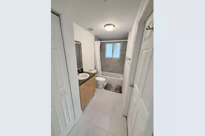 7516 NE 1st Avenue #302, Miami, FL 33138 - Photo 7