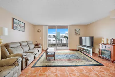 3161 S Ocean Drive #409, Hallandale Beach, FL 33009 - Photo 3