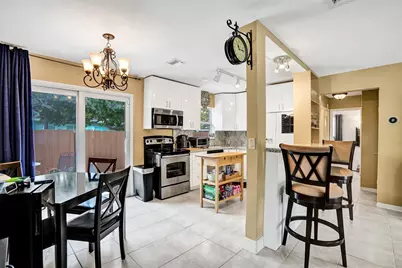 2616 NE 9th Terrace, Wilton Manors, FL 33334 - Photo 3