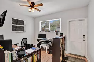 2616 NE 9th Terrace, Wilton Manors, FL 33334 - Photo 15