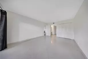 2850 N Palm Aire Dr, Pompano Beach, FL 33069 - Photo 13