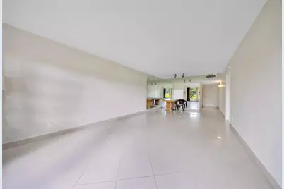 2850 N Palm Aire Drive #104, Pompano Beach, FL 33069 - Photo 9