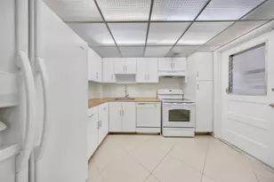 2850 N Palm Aire Dr, Pompano Beach, FL 33069 - Photo 5