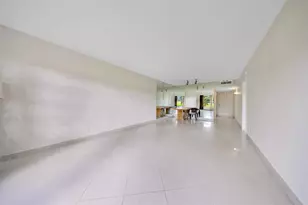 2850 N Palm Aire Dr, Pompano Beach, FL 33069 - Photo 9