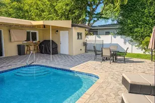 730 SE 3rd Terrace, Pompano Beach, FL 33060 - Photo 17