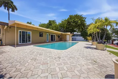 730 SE 3rd Terrace, Pompano Beach, FL 33060 - Photo 11