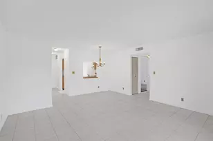 715 Gardens Dr, Pompano Beach, FL 33069 - Photo 5