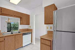 715 Gardens Dr, Pompano Beach, FL 33069 - Photo 19