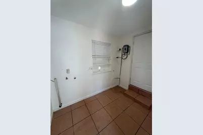 1310 W 28th Street, Riviera Beach, FL 33404 - Photo 7