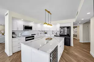 19667 Turnberry Way, Miami, FL 33180 - Photo 15