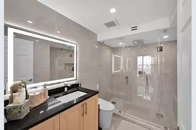 19667 Turnberry Way #20GR, Miami, FL 33180 - Photo 27