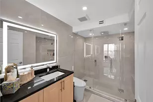 19667 Turnberry Way, Miami, FL 33180 - Photo 27