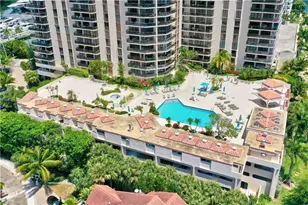 19667 Turnberry Way, Miami, FL 33180 - Photo 41