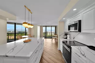 19667 Turnberry Way, Miami, FL 33180 - Photo 17