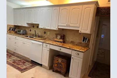 2057 Cambridge C #2057, Deerfield Beach, FL 33442 - Photo 1