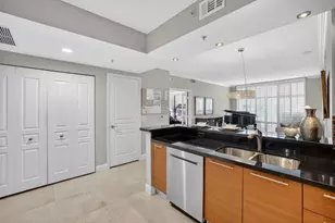 350 SE 2nd St, Fort Lauderdale, FL 33301 - Photo 7