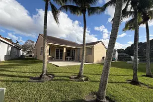 853 Sand Creek Cir, Weston, FL 33327 - Photo 5