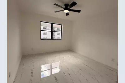 560 S S Park #26-7, Hollywood, FL 33021 - Photo 11