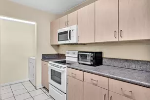 10240 NW 33rd Pl, Sunrise, FL 33351 - Photo 25