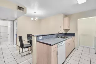 10240 NW 33rd Pl, Sunrise, FL 33351 - Photo 25