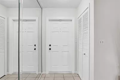 9530 Alcazar Lane #9530, Davie, FL 33324 - Photo 5