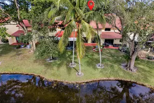 9530 Alcazar Ln, Davie, FL 33324 - Photo 35