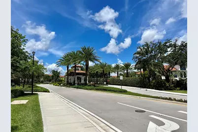 11679 SW 13th Court, Pembroke Pines, FL 33025 - Photo 23