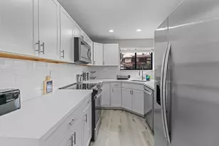 9370 SW 1st St, Plantation, FL 33324 - Photo 13