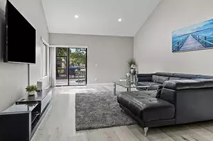 9370 SW 1st St, Plantation, FL 33324 - Photo 9