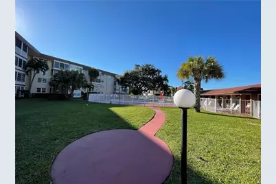 2900 NW 47th Terrace #209A, Lauderdale Lakes, FL 33313 - Photo 3