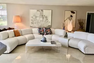 800 Cypress Grove Dr, Pompano Beach, FL 33069 - Photo 1