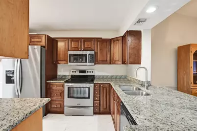 2273 SW 15th Place, Deerfield Beach, FL 33442 - Photo 7